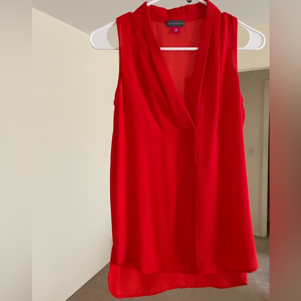 Vince Camuto XS sleeveless dress shirt in bright red color